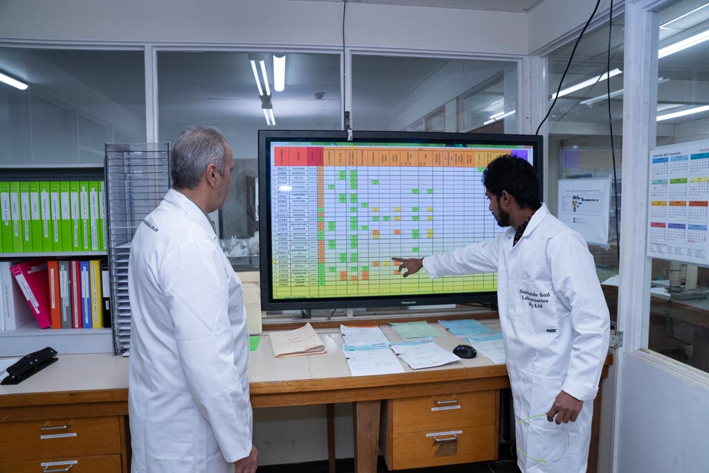Laboratory monitoring systems